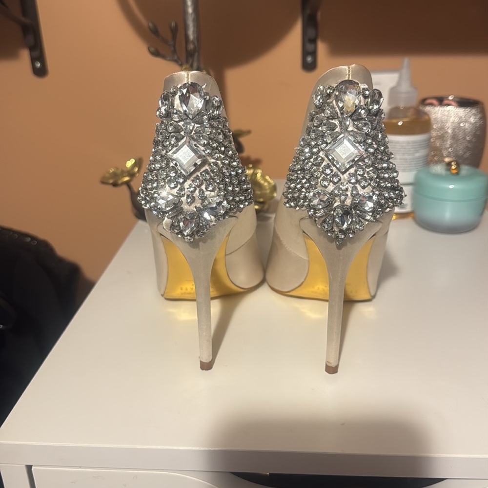 Ted Baker Rhinestone Pumps - Picture 4 of 5
